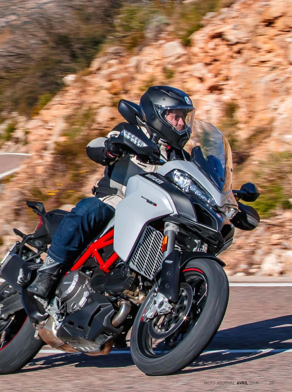 Moto Journal Preview Pages