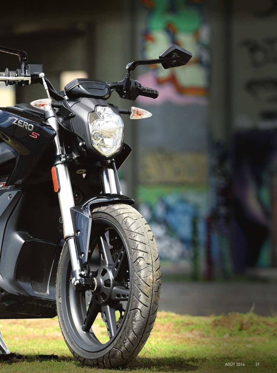 Moto Journal Preview Pages